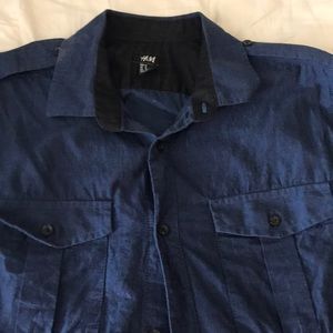 Casual shirt, bottomed pockets